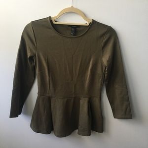 Forever 21 3/4 Sleeve Olive Peplum Top